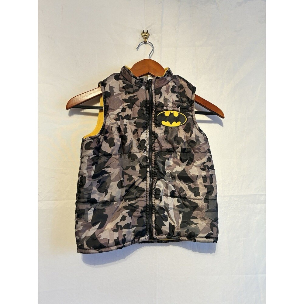 Batman Boys Puffer Vest Size 6 Gray Camo Zip Up DC Comics Fleece Lined